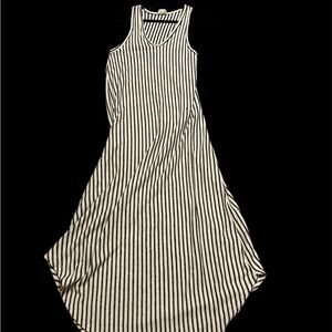 Caution To The Wind | Dresses | Caution To The Wind Black And Cream Striped Maxi  Dress | Poshmark